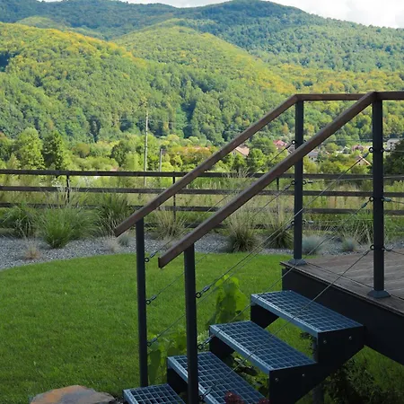 комплекс відпочинку крихая Lodge