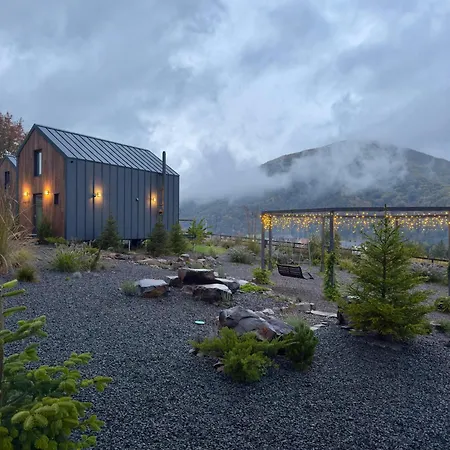 Lodge комплекс відпочинку крихая
